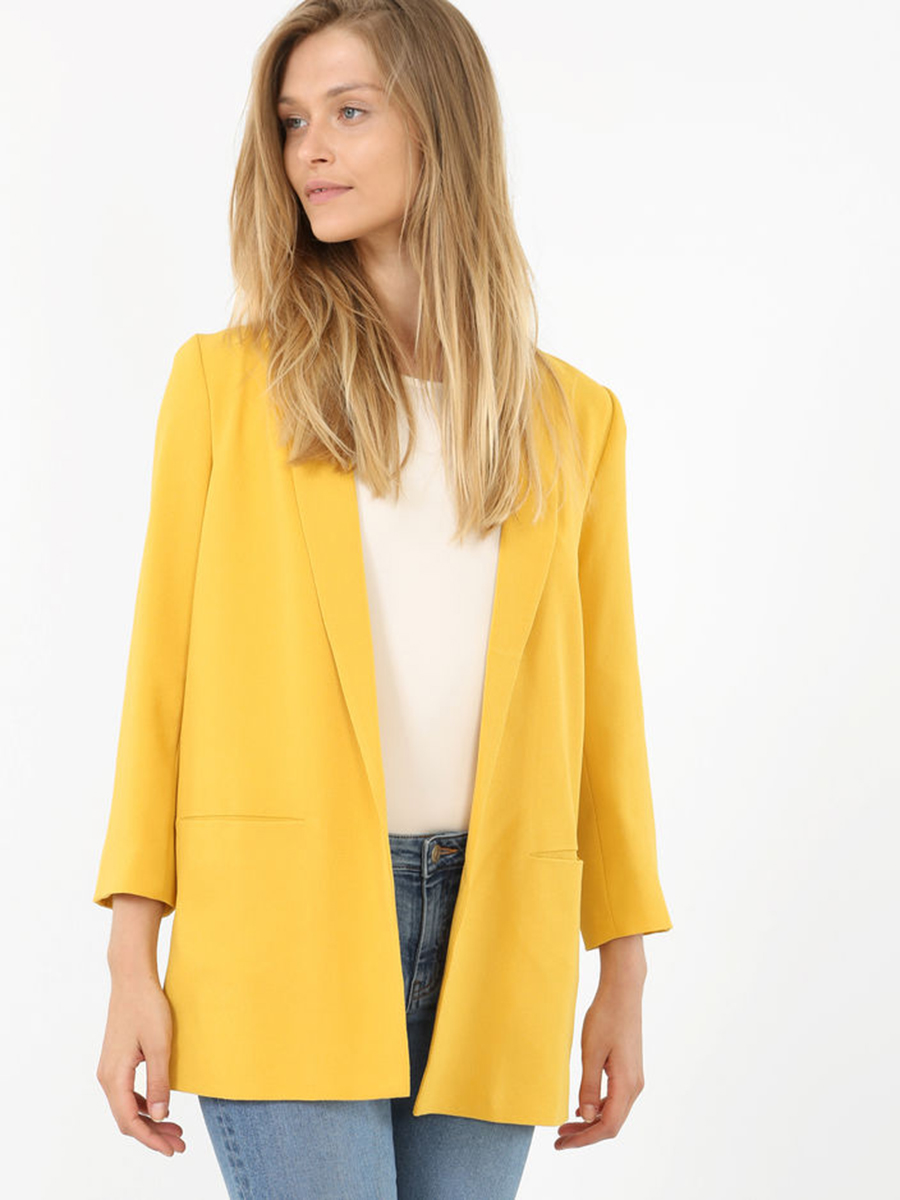 Пиджак желтого цвета