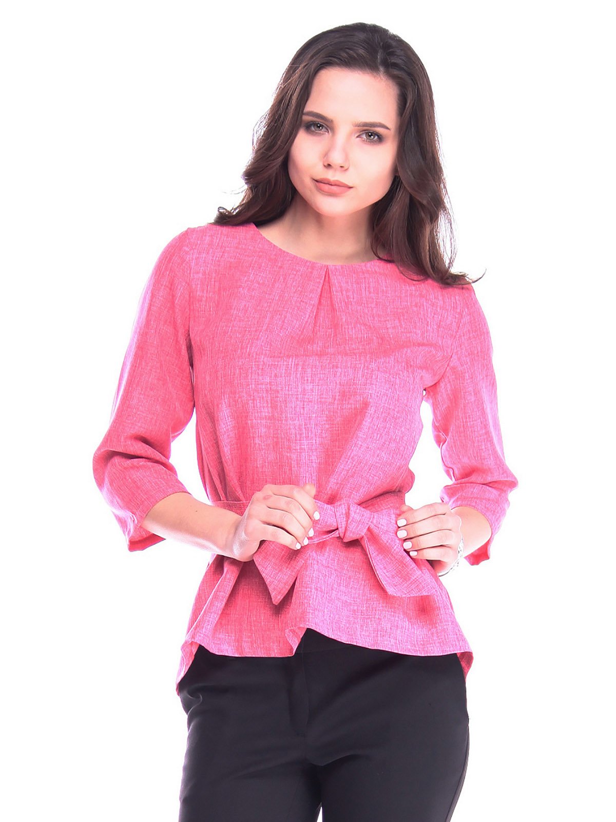 Розовая блузка