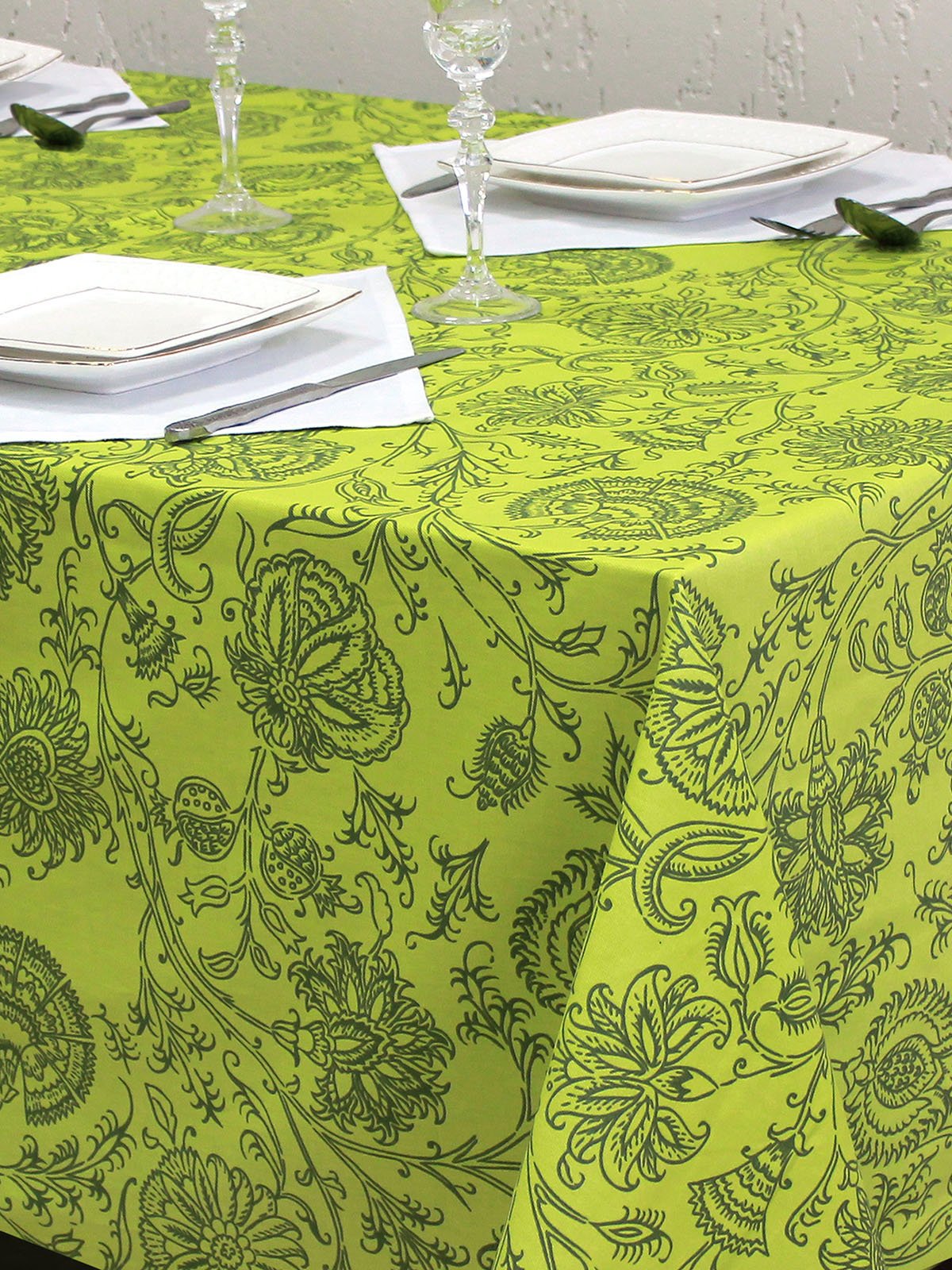 Скатерть салатовая. Скатерть Tablecloth Ажур. Скатерть Ажур 150 на 220. Скатерть Ажур 150 на 220 беж. Зеленая скатерть.