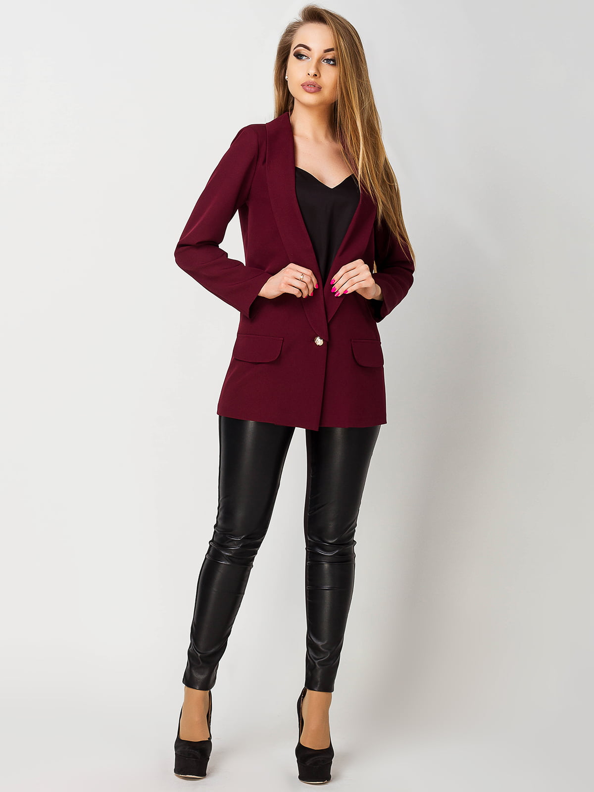 Бордовый пиджак женский