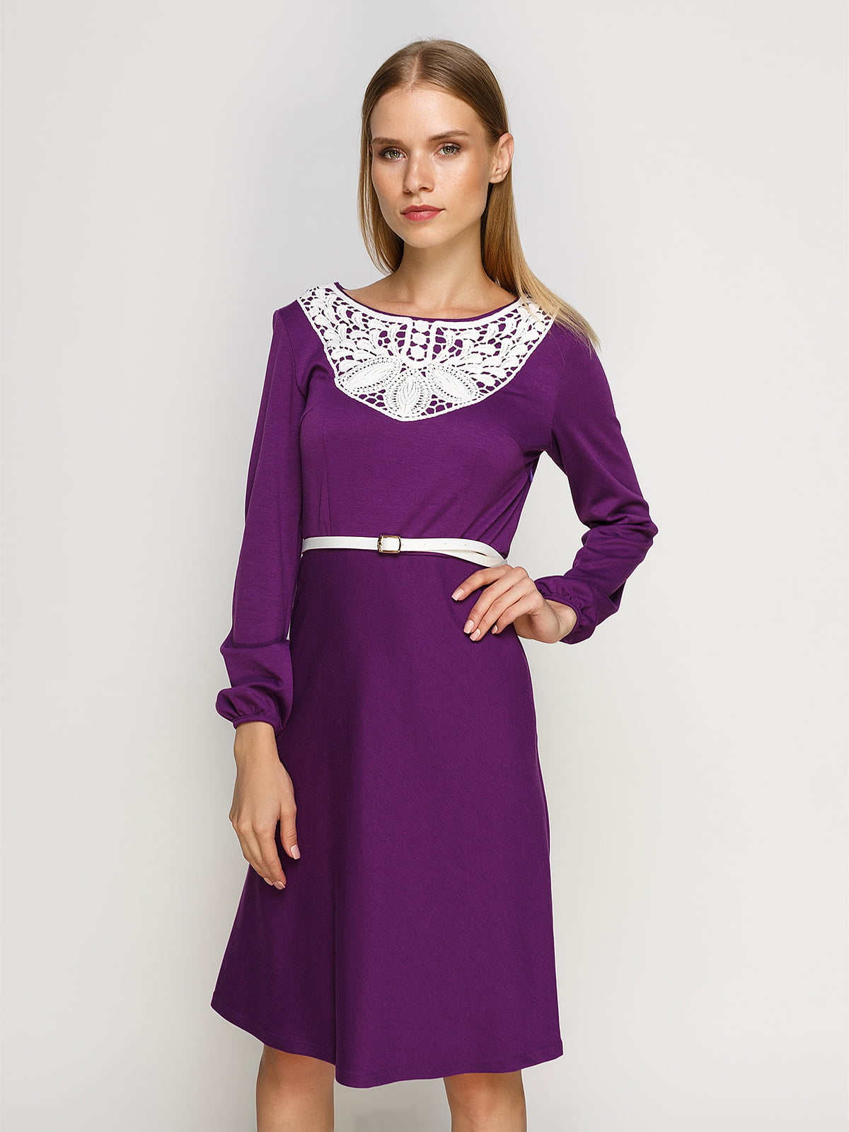 Платье фиолетовое с кружевной отделкой | 4492651