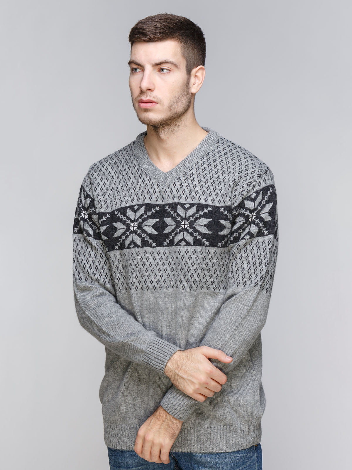 Пуловер серый с орнаментом | 5245996