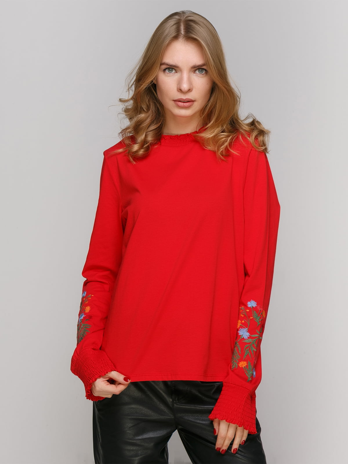 Блуза червона в квітковий принт | 4880050