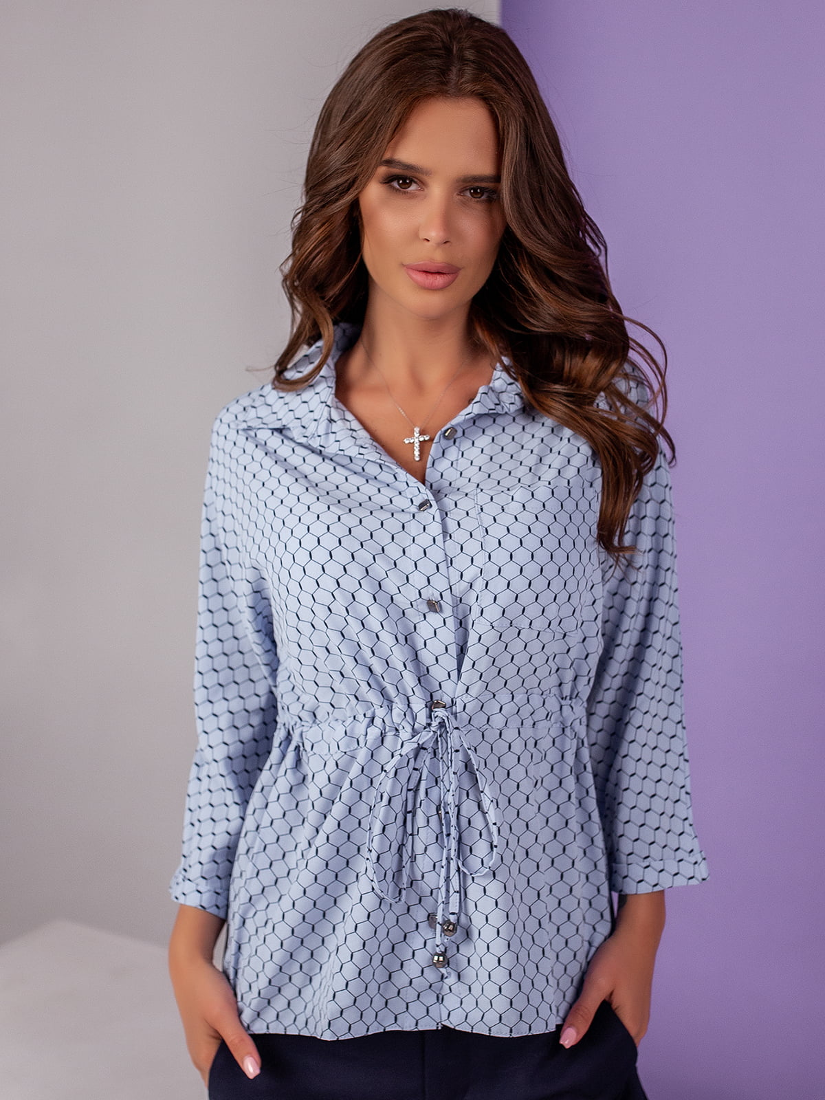 Блуза голубая с принтом | 5527575