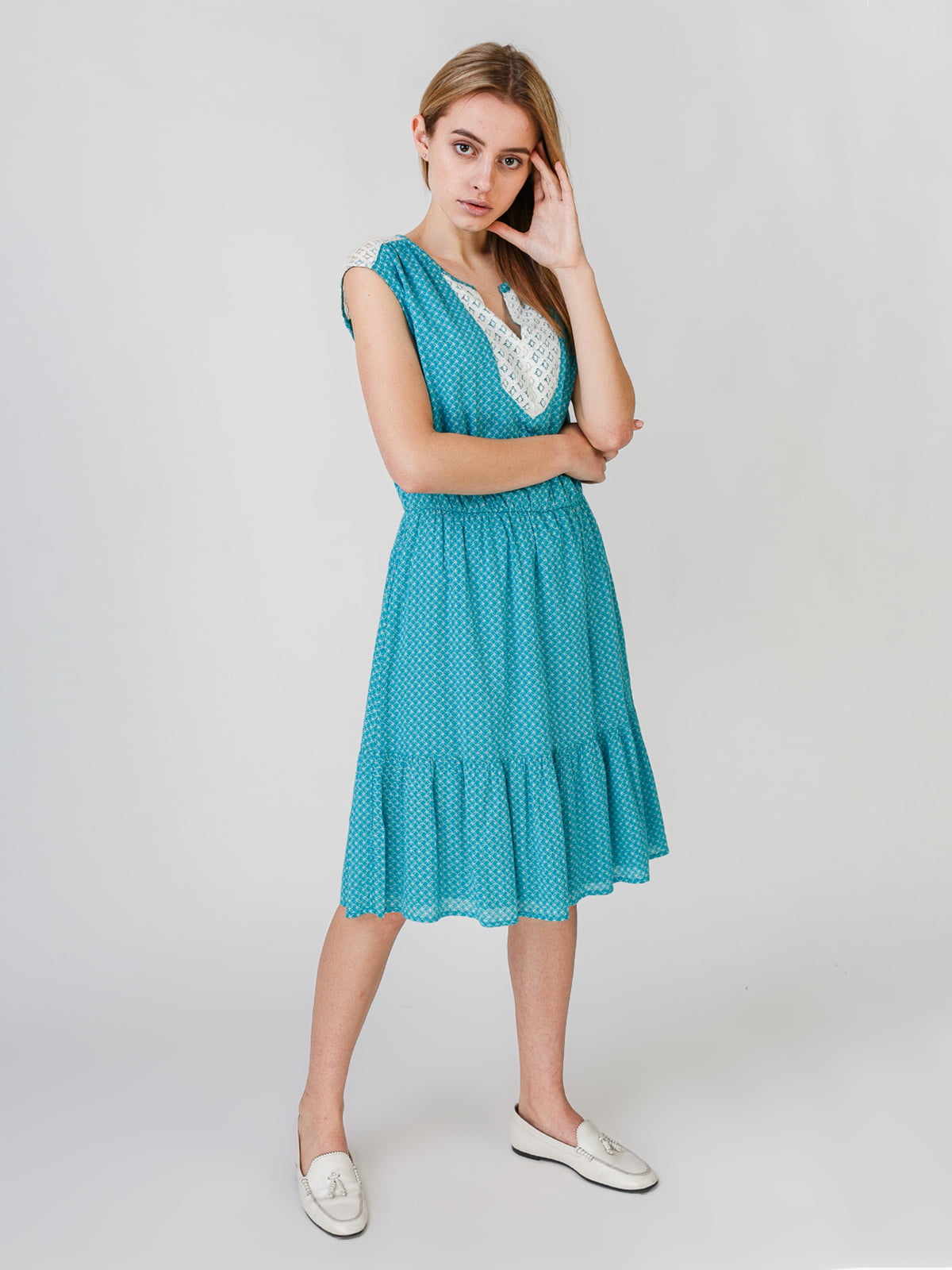 Сукня бірюзового кольору з візерунком | 5609632