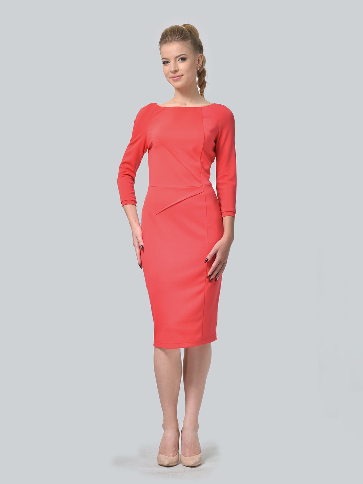 Платье кораллового цвета | 5620484