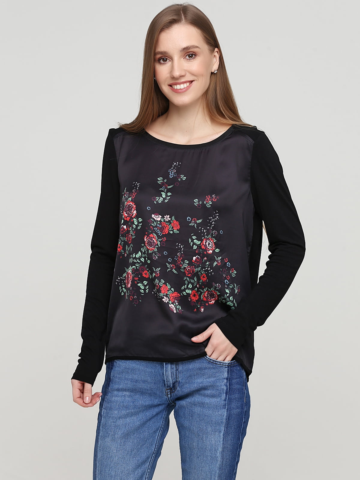 Блуза чорна з квітковою вишивкою | 5659355