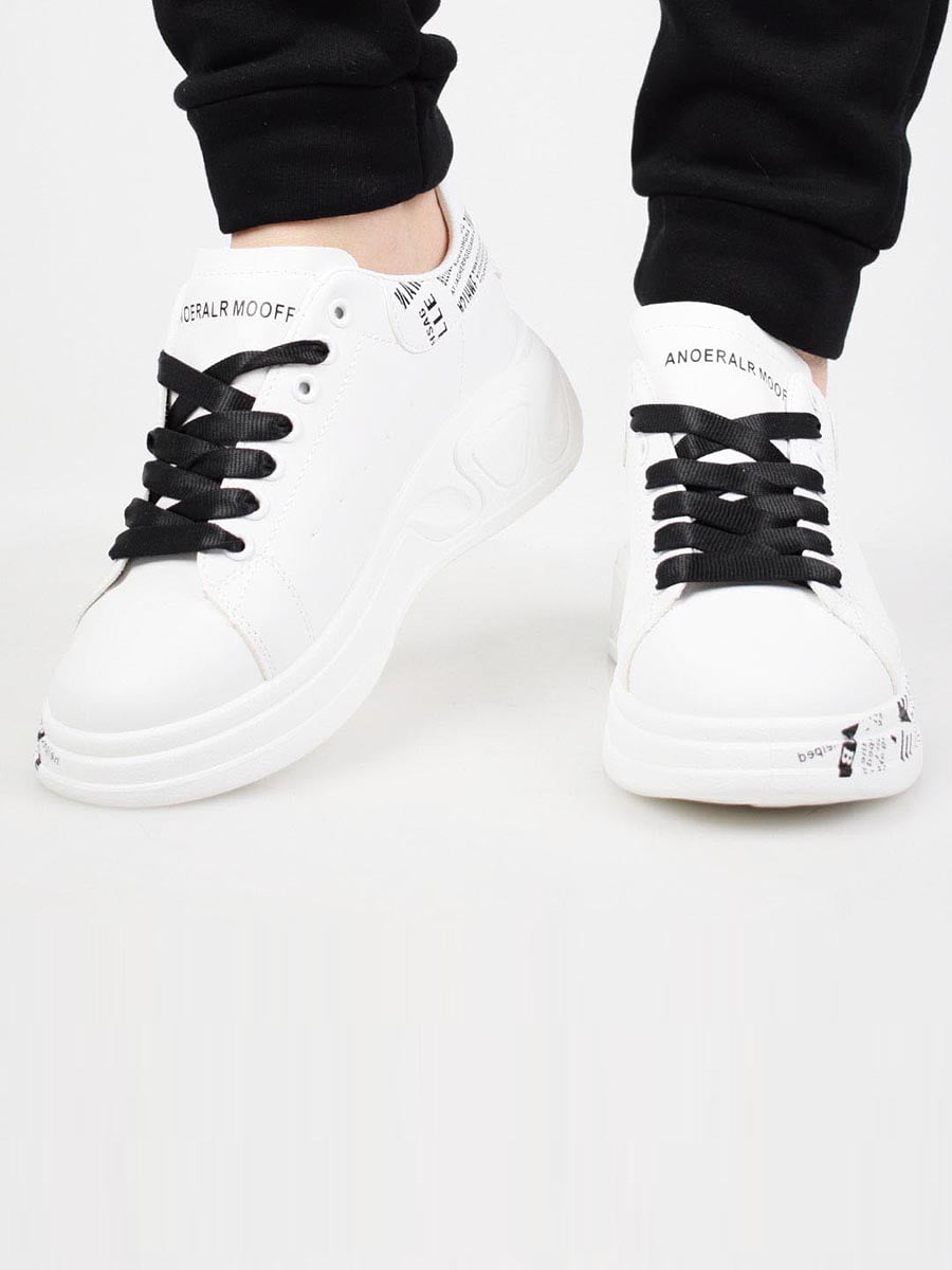 Кросівки білі | 5676257
