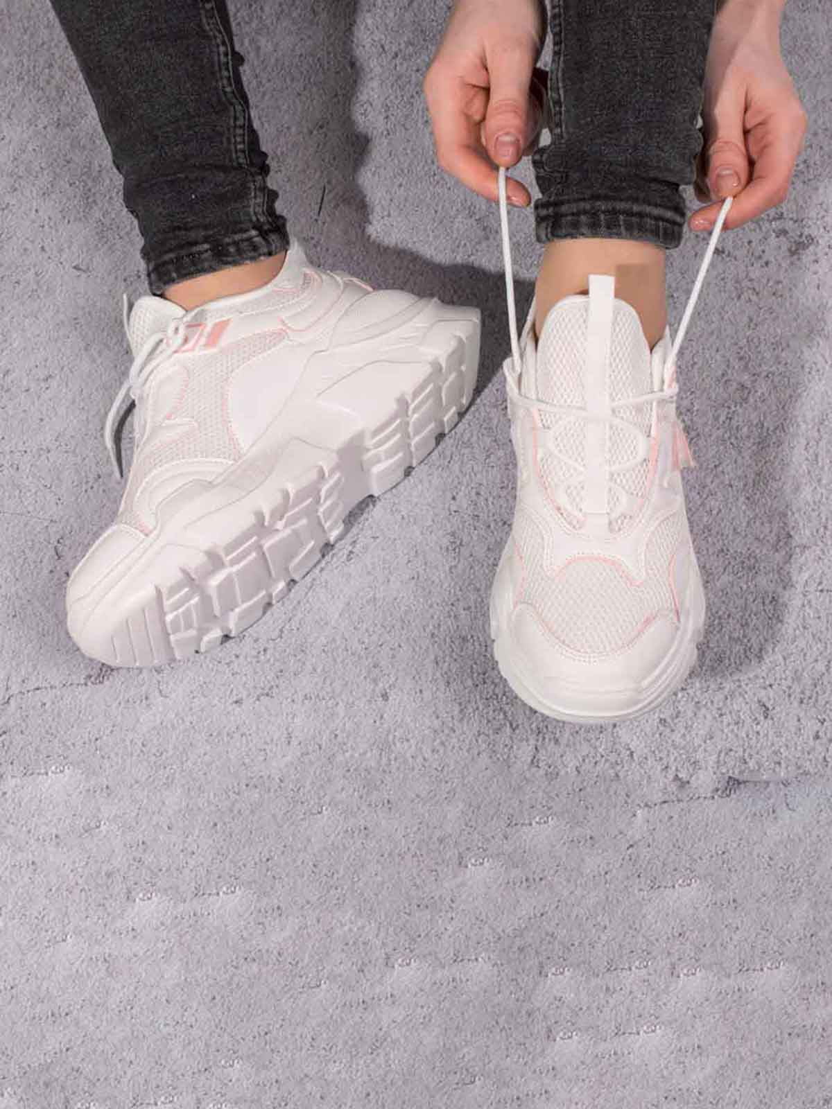 Кросівки білі | 5643113