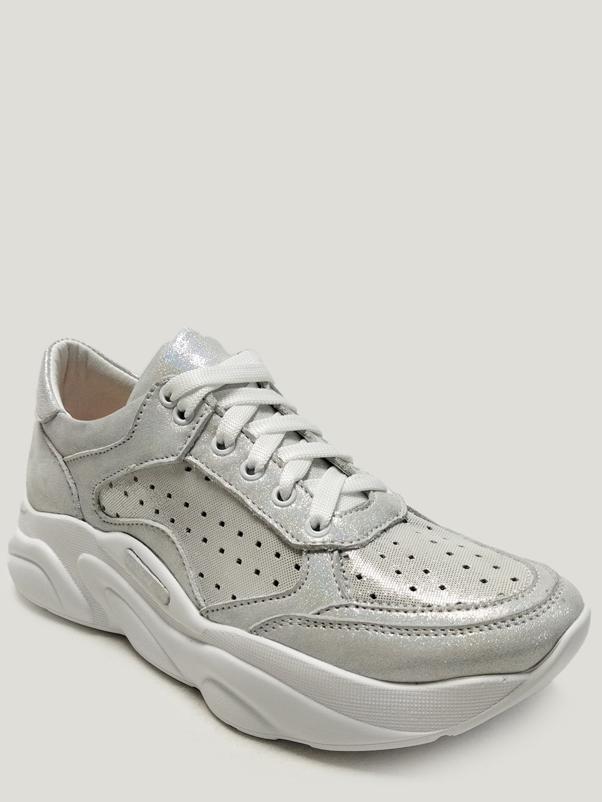 Кросівки сріблястого кольору | 5780040