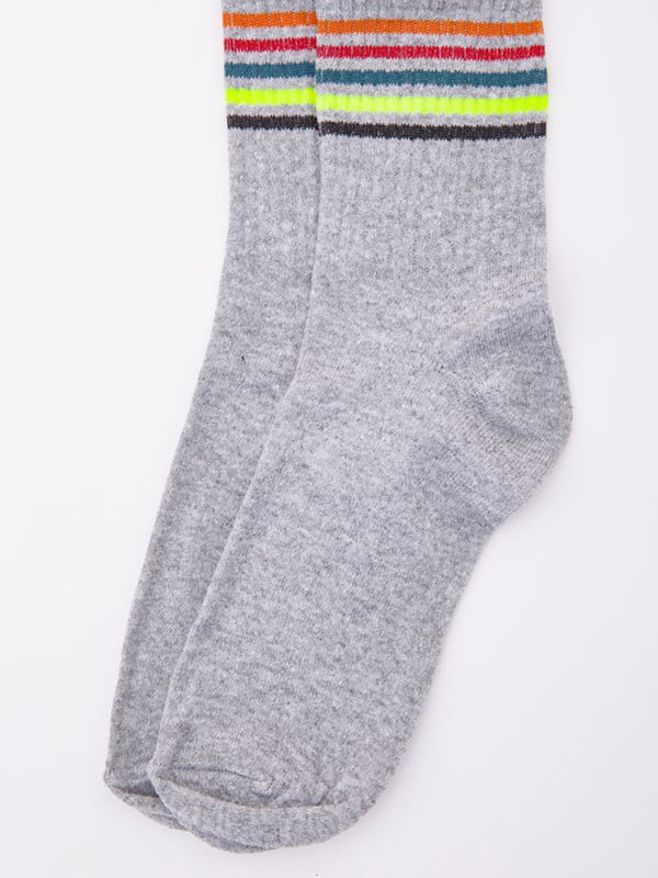Шкарпетки сірі в смужку | 5953773