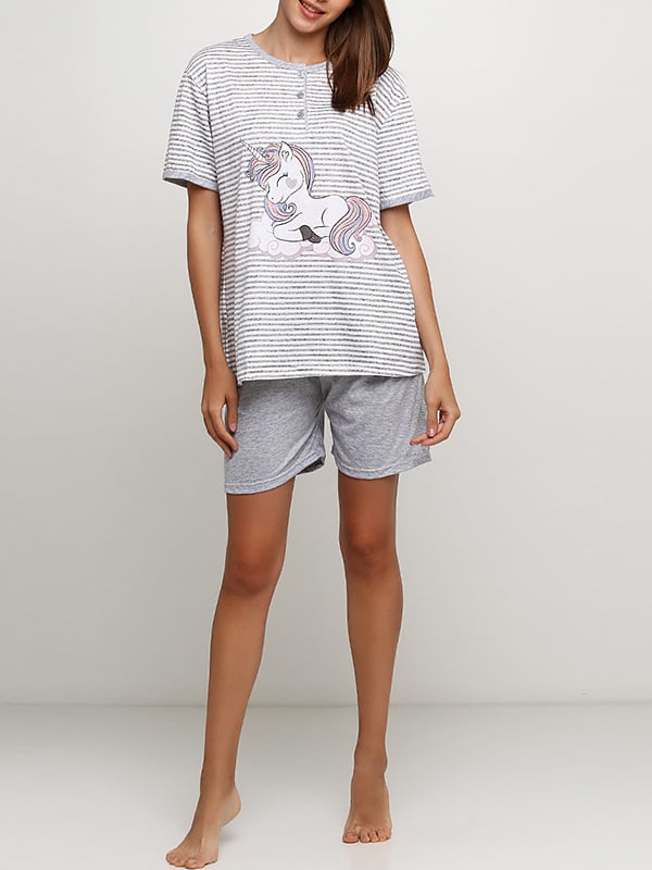 Пижама: футболка и шорты | 5484113