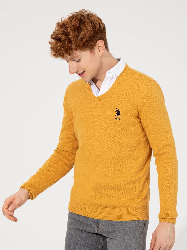 Пуловер кольору охри | 6264165