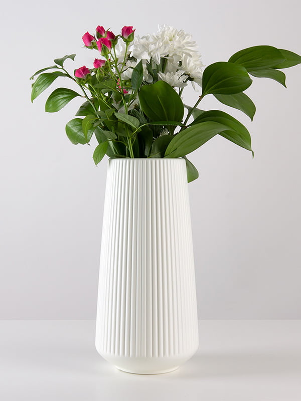 Ваза для квітів декоративна біла (30 см) | 6305910
