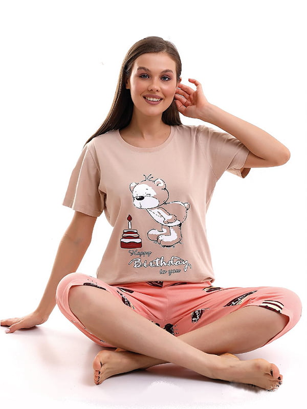 Пижама: футболка и капри | 6336744