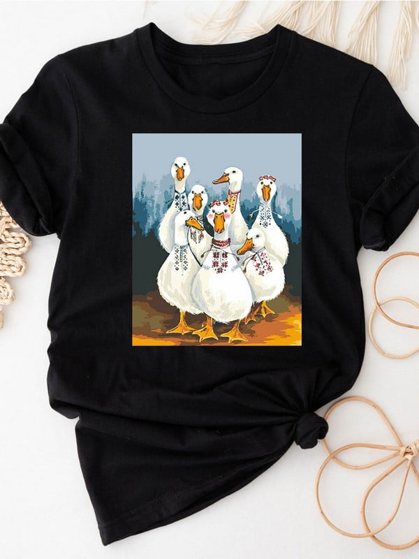 Футболка чорна "Geese in embroidered shirts" | 6505251