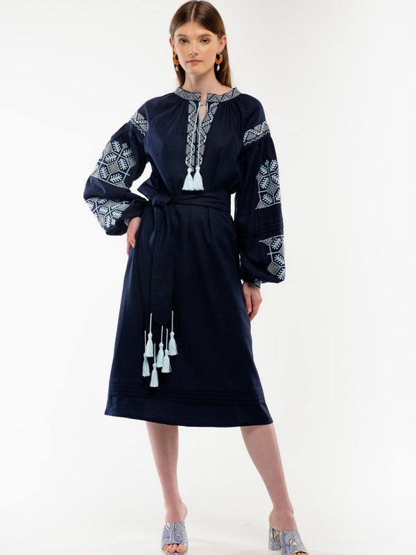Льняна темно-синя сукня-вишиванка “Спадок”, оздоблена орнаментом Полтавського регіону | 6547285