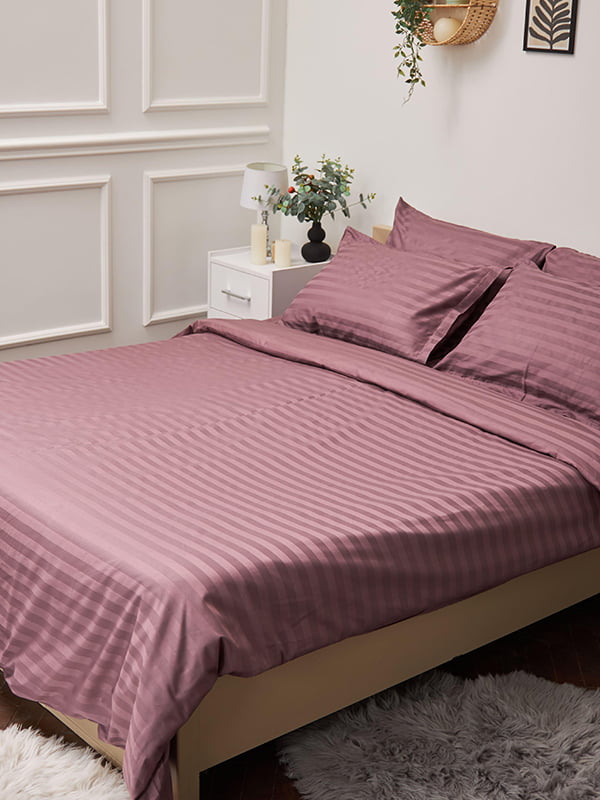 Комплект постільної білизни Satin Stripe «Garnet» сімейний: підковдри: 160х220х2, наволочки: 2х50х70 см | 6572807