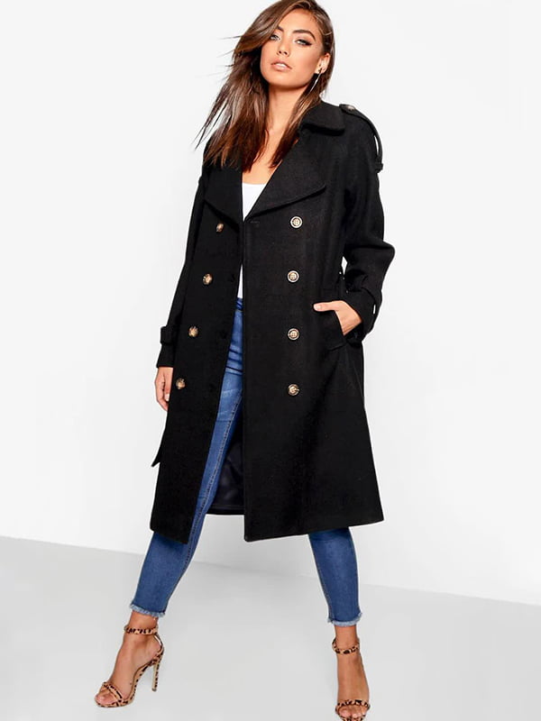 Черное двобортное пальто с акцентными пуговицами и поясом | 6631235