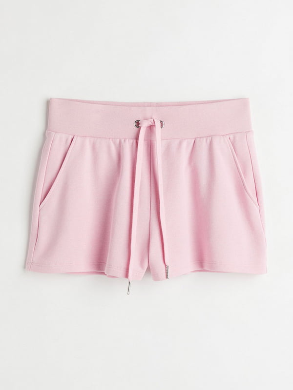 Розовые короткие шорты из легкой ткани на завязках | 6697440