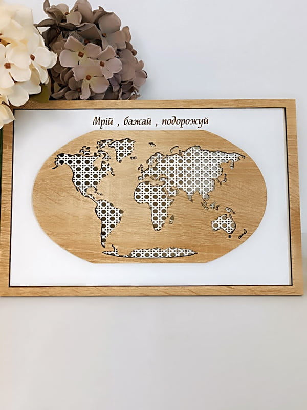 Карта світу. Об'ємна карта світу в рамці | 6708375