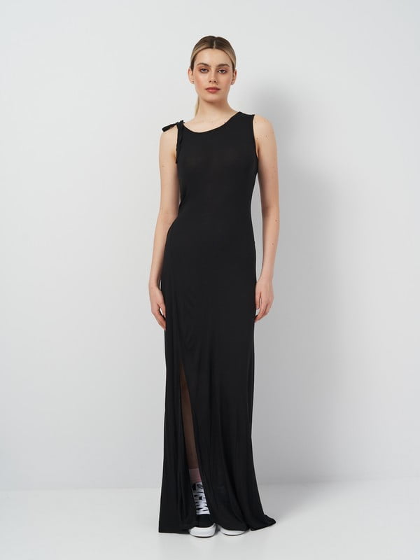Довга чорна сукня з віскози без рукавів | 6632600