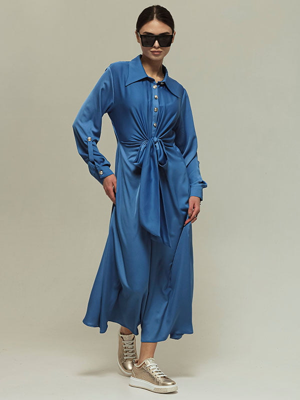Атласна синя сукня з довгим рукавом | 6796477