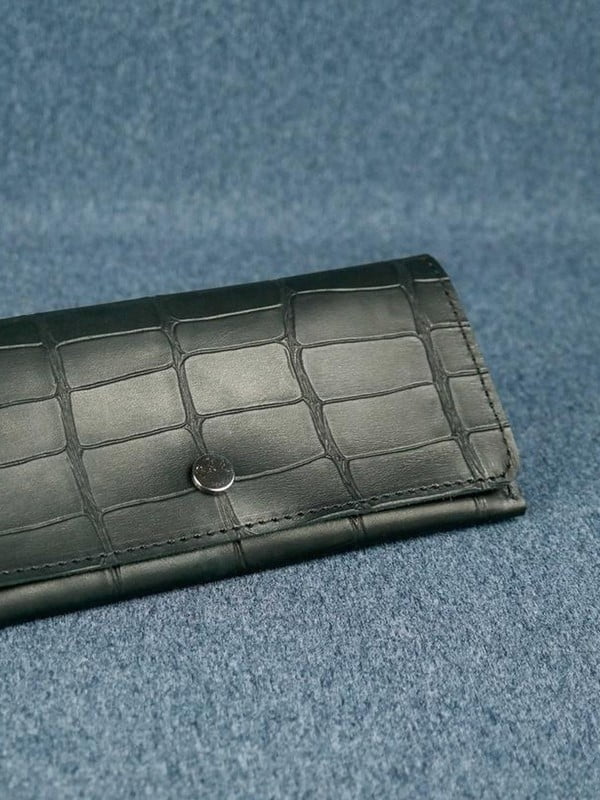 Чорний шкіряний гаманець "Флай" з анімалістичним тисненням | 6798898