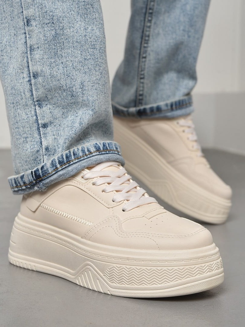 Кросівки бежевого кольору на шнурівці  | 6835409
