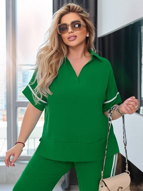 Костюм зелений: блуза та штани з лампасами | 6846478