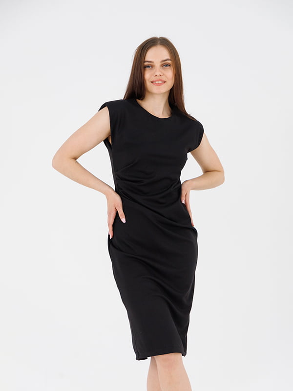 Чорна сукня-футляр до короткого рукава  | 6876441