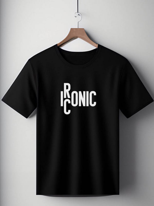 Футболка чорна оверсайз з написом "Іronic - iconic" | 7038661