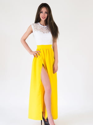 Сукня-максі біло-жовта з вирізом | 5035095