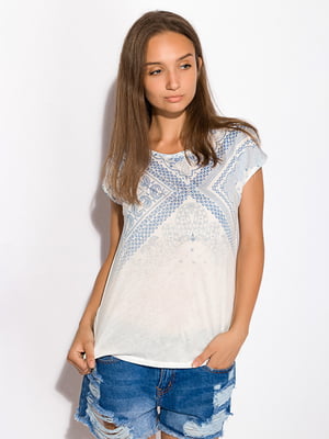 Блуза молочного цвета с орнаментом | 5298922