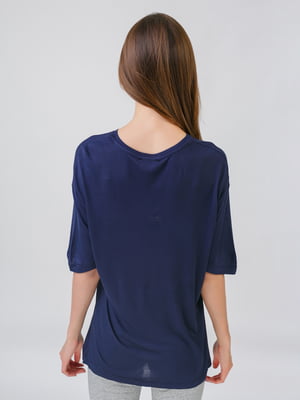Блуза темно-синя з принтом | 5510877
