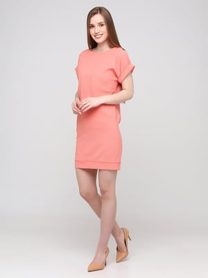 Платье персикового цвета | 5783323