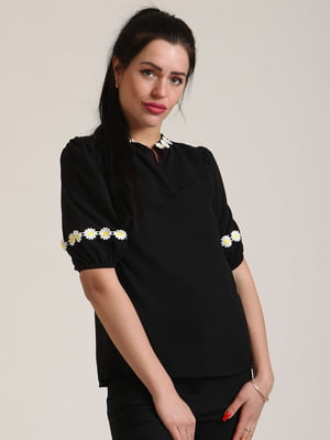Блуза чорна з квітковою аплікацією | 5796108
