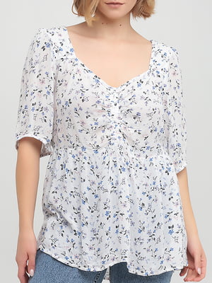 Блуза белая с цветочным принтом | 5922253