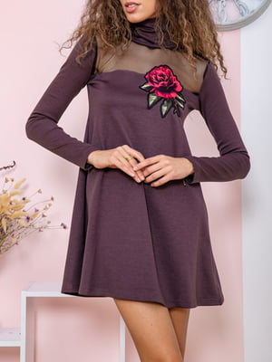 Платье А-силуэта цвета мокко с декором | 5932655