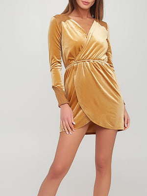Платье А-силуэта светло-золотистого цвета | 5990285