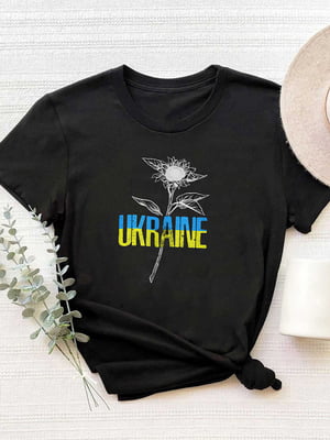 Футболка чорна із принтом Blooming Ukraine | 6019644