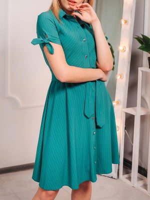 Платье А-силуэта зеленое в полоску | 6023377