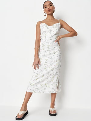 Платье-футляр белое с цветочным принтом | 6087699