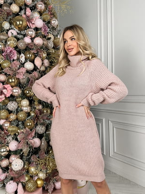 Платье-свитер пудрового цвета с поясом | 6119529