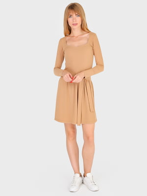 Сукня А-силуету пісочного кольору в рубчик | 6048794