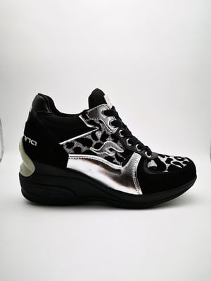 Кросівки чорно-сріблястого кольору | 6264983
