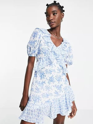 Сукня А-силуету біло-блакитна з квітковим принтом | 6287531