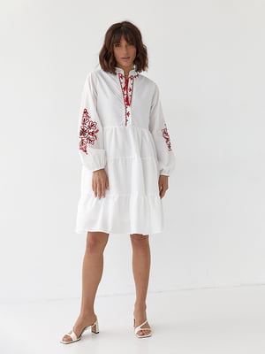 Сукня-А силуету біла з вишивкою | 6307742