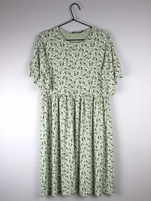 Платье А-силуэта зеленое с цветочным принтом | 6375390