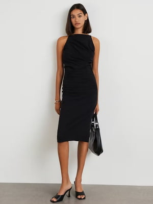 Платье-футляр черное со сборкой спереди | 6431921